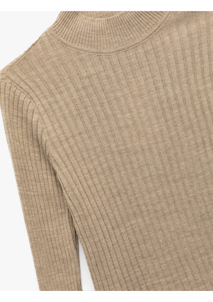 Regular Fit Dik Yaka Uzun Kollu Triko Kazak modelleri