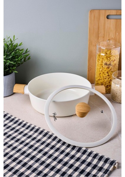 Danish Cook Beige Indüksiyon Tabanlı Karnıyarık Tencere 24 cm fırsatları