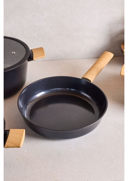 Danish Cook Black Indüksiyon Tabanlı 7 Parça Tencere Seti indirimleri