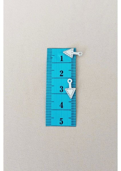 Oya Abiye Bileklik Kolye Pleksi Metalik Plastik Pul Gümüş Renk 8 Gram 95 Adet - BNC505 fiyatları