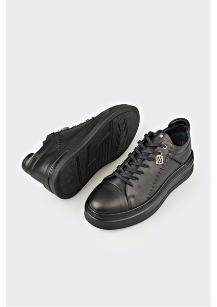 Siyah Deri Erkek Spor Ayakkabı modelleri