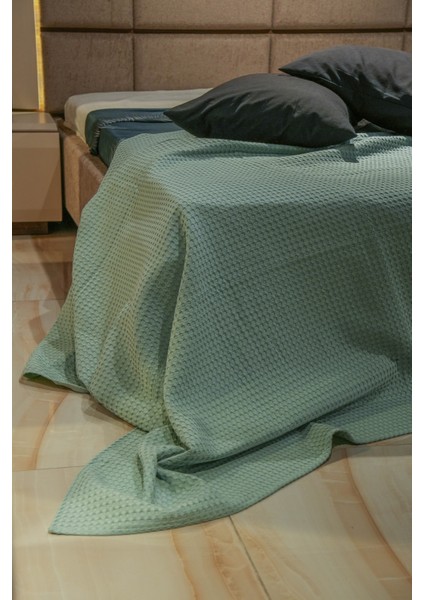 Premium %100 Pamuk Çift Kişilik Yazlık Pike, Yatak Örtüsü,terletmez Kumaş(Nilyeşil Renk) (240X200CM) modelleri