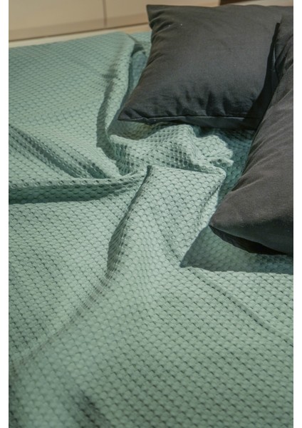 Premium %100 Pamuk Çift Kişilik Yazlık Pike, Yatak Örtüsü,terletmez Kumaş(Nilyeşil Renk) (240X200CM) fırsatları