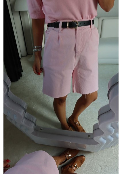 Paçası Kesik Kemerli Denim Şort fırsatları