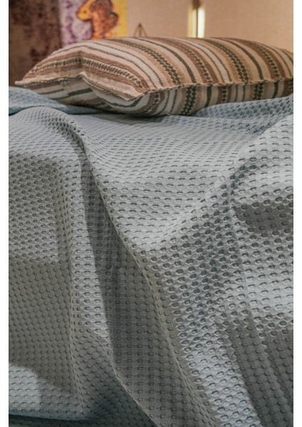 Premium %100 Pamuk Çift Kişilik Yazlık Pike, Yatak Örtüsü, Terletmez Kumaş(Petrol MAVİSİ)(240X200CM) indirimleri