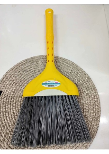 Plastik Süpürge Orta 1 Adet ROYALEKS-HS255