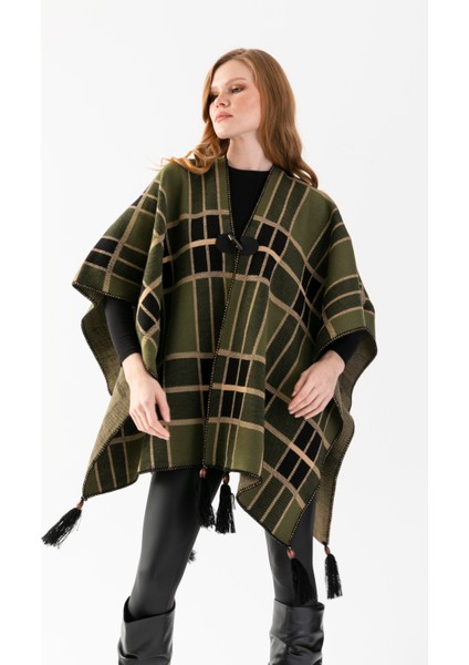 Ekose Desen Balıkçı Dikişli Desenli Dokuma Triko Panço, Deri ve Düğme Detaylı Püsküllü Kadın Dış Giyim Panço modelleri