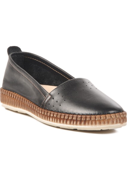 Siyah Hakiki Deri Kadın Günlük Ayakkabı 231747 Z