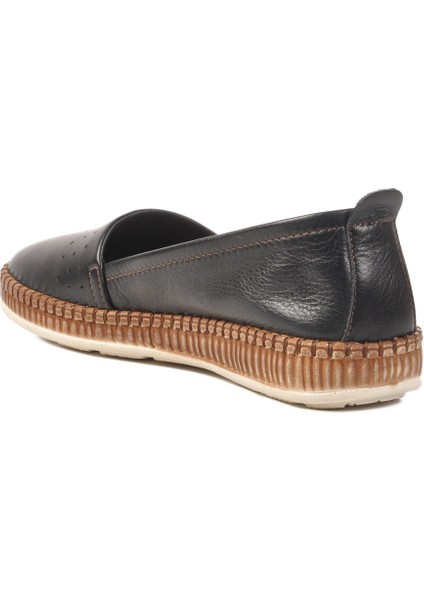 Siyah Hakiki Deri Kadın Günlük Ayakkabı 231747 Z fırsatları