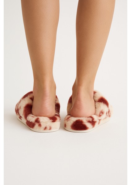 Peluş Çapraz Bant Kadın Ev Terliği Rahat ve Şık Kışlık Hafif Kaymaz indirimleri