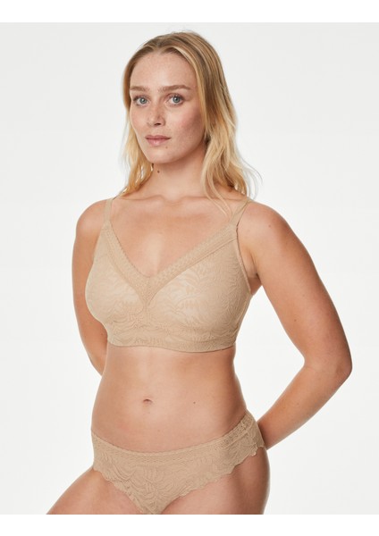 Flexifit™ Dantel Detaylı Balensiz Toparlayıcı Sütyen fırsatları