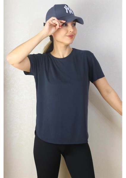 Kadın Yuvarlak Yaka Kol Etek Lazer Kesim Yırtmaç Detaylı Modal T-Shirt fırsatları