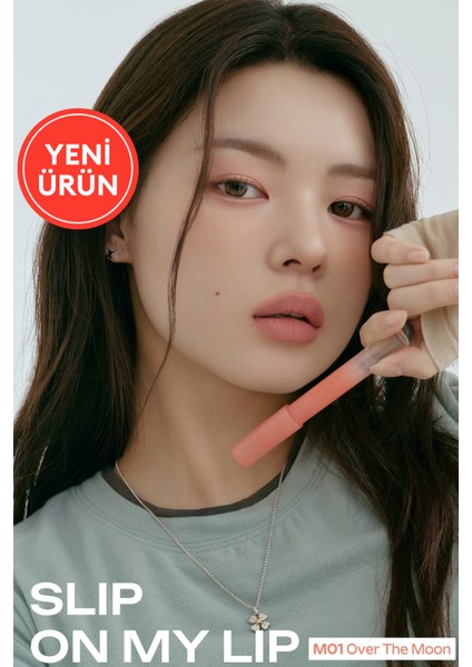 Tek Dokunuşla Pürüzsüzce Uygulanan Hafif Yapılı Kalem Ruj PERIPERA Slip On My Lip (M01 Over TheMoon)