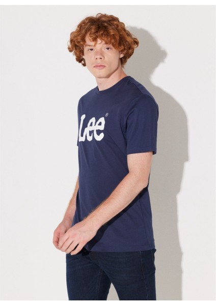 Lee Regular Fit Normal Kesim Sıfır Yaka %100 Pamuk Logolu Tişört
