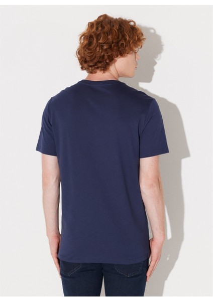 Lee Regular Fit Normal Kesim Sıfır Yaka %100 Pamuk Logolu Tişört