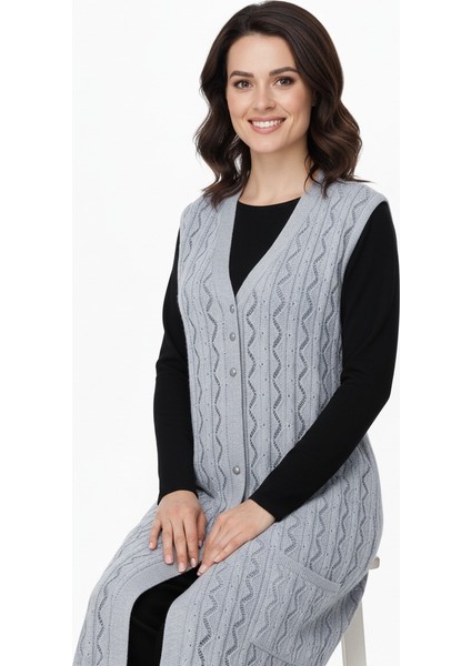 Kadın Pamuklu Rölaks Örme Anne Yelek V Yaka Güldane Motifli Delikli Üç Düğmeli Çift Cepli fiyatları