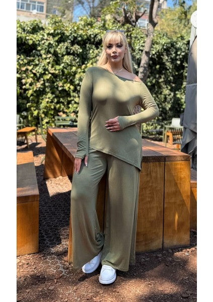 Kadın Büyük Beden Degaje Yaka Asimetrik Yırtmaçlı Esnek Viskon Takım fırsatları