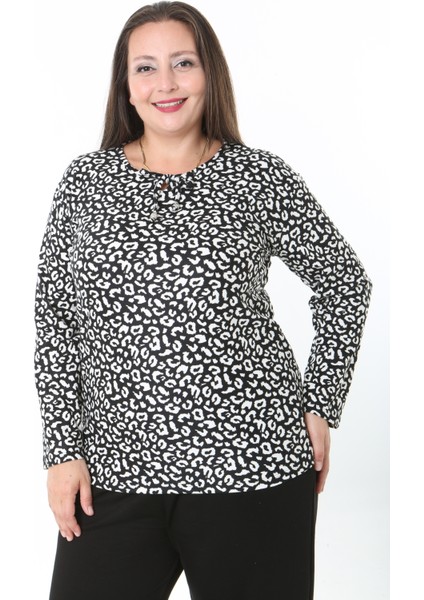 Kadın Desenli Likralı Yünlü Viskon Bluz fırsatları