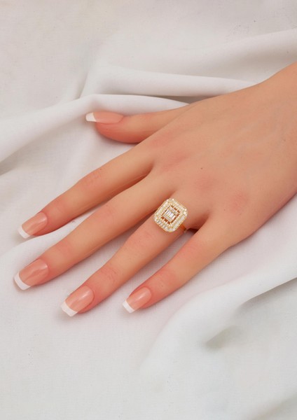 Safira 14 Ayar Altın Baget Yüzük fiyatları