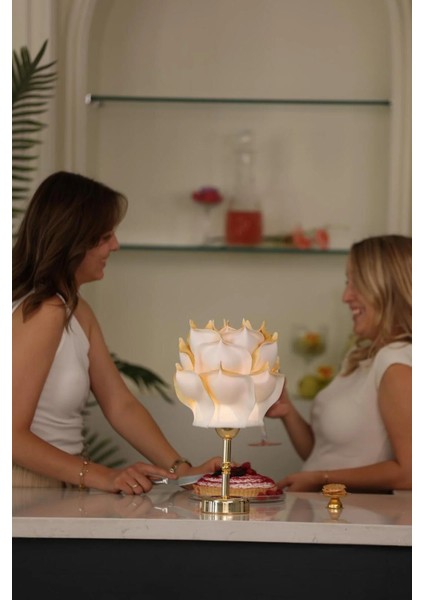 Gold Detaylı Eva Gül Tasarım Kablosuz Şarjlı Masa Lambası - Alt Uzun Parlak Gold modelleri