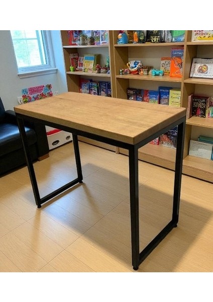 Beta Dekoratif Metal Masif Çam Ahşap Çalışma Masası