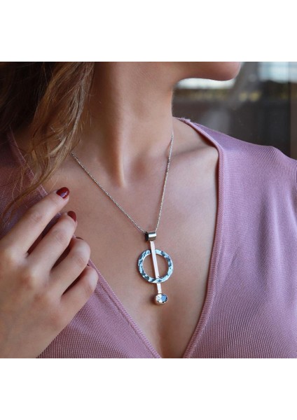 Tasarım Model Zirkon Taşlı Dövme Işi Otantik Gümüş Kolye