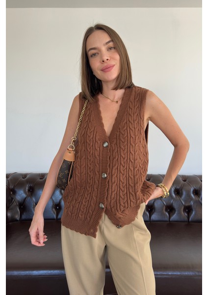 Saç Örgülü Premium Triko Yelek- Kahverengi