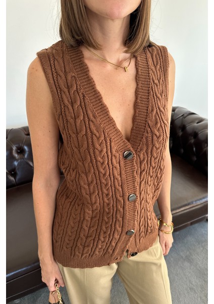 Saç Örgülü Premium Triko Yelek- Kahverengi indirimleri