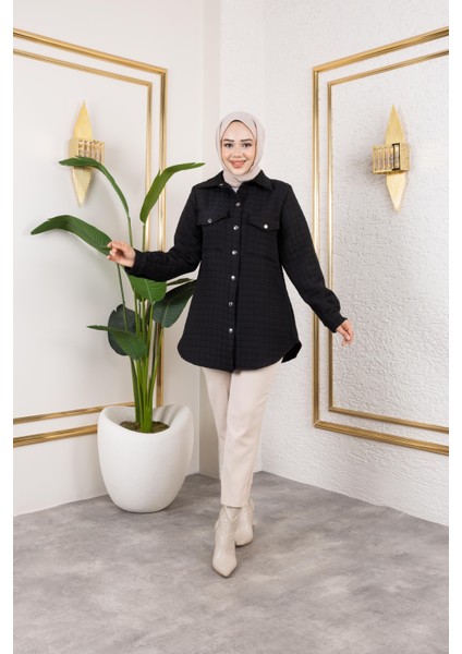 Kadın Cep Detaylı Kapitone Kumaş Çıtçıtlı Siyah Tunik modelleri