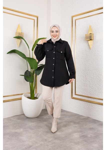 Kadın Cep Detaylı Kapitone Kumaş Çıtçıtlı Siyah Tunik fırsatları