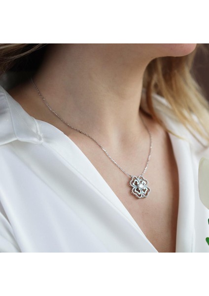 Round Kesim Yonca Modeli 6,5 mm E Moıssenıte Gümüş Kolye indirimleri