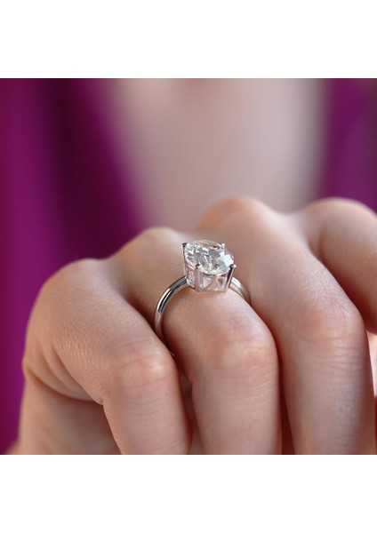 Oval Kesim Tek Taş Modeli 4,5ct 925 Ayar Gümüş Sky Diamond Set modelleri