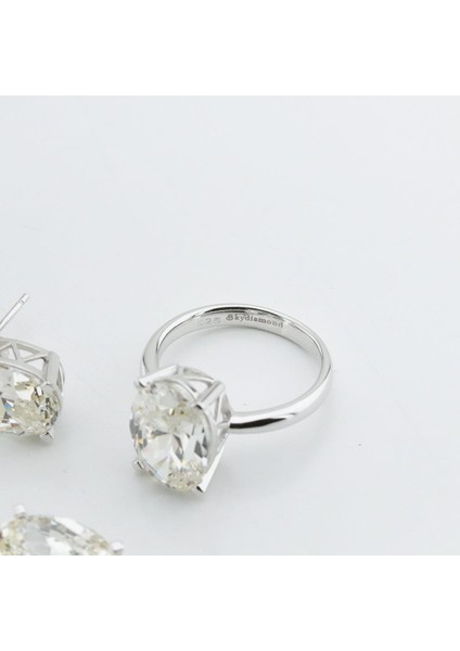 Oval Kesim Tek Taş Modeli 4,5ct 925 Ayar Gümüş Sky Diamond Set fırsatları