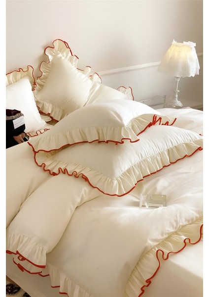 Pure %100 Pamuk Çift Kişilik Set Kırmızı Overlok Süs Dikişli Ekru