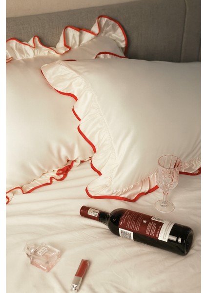 Pure %100 Pamuk Çift Kişilik Set Kırmızı Overlok Süs Dikişli Ekru modelleri