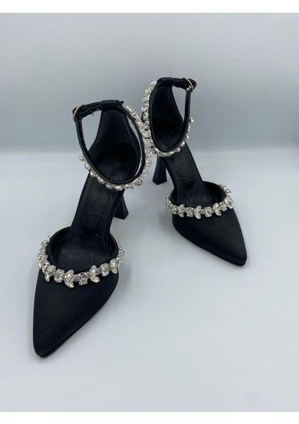 Allys Saten Kristal Taş Detaylı 9 cm Topuklu Kadın Ayakkabı fiyatları