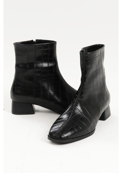 Tori Siyah Renk Krokodil Desenli Küt Burunlu Kadın Bot fırsatları