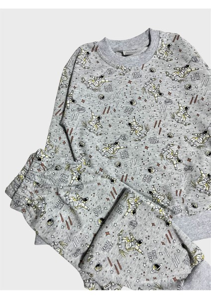 Erkek Çocuk Pamuklu Gri Astronot Desenli Uzun Kollu Mevsimlik Pijama Takımı fiyatları