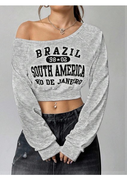 Kadın Gri Brazil South America Baskılı Omzu Açık Crop Sweatshirt modelleri