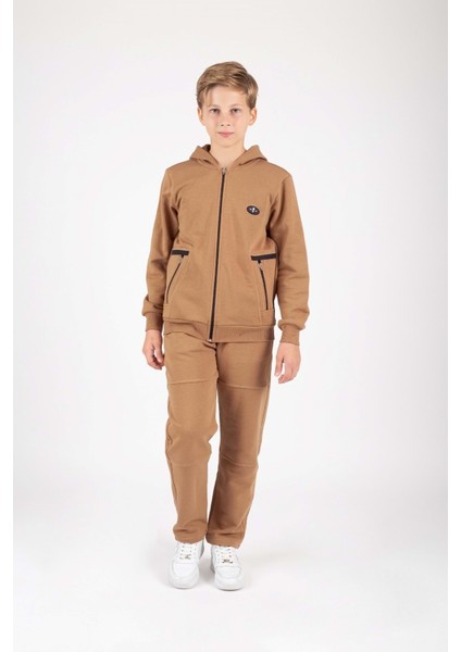 Erkek Çocuk Fermuar Kapamalı Kapüşonlu Arma Detaylı Eşofman Takımı M00757