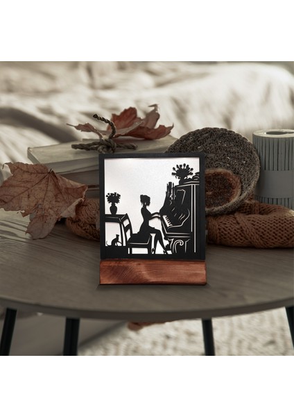 Işıklı Kişiselleştirilmiş Dekoratif Piyano Çalan Kız Gece Lambası fiyatları