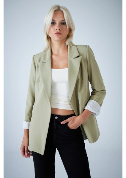 Kadın Çağla Yeşili Çizgi Astarlı Blazer Ceket BES3049 fiyatları