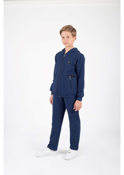 Erkek Çocuk Fermuar Kapamalı Kapüşonlu Arma Detaylı Eşofman Takımı M00757