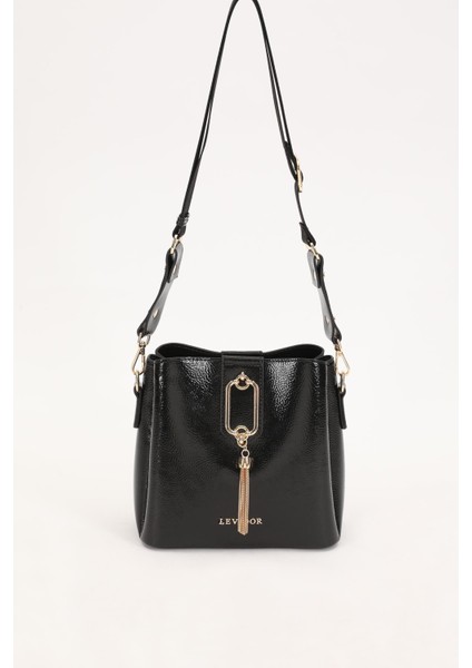 Levidor Siyah Kırışık Rugan Kadın Omuz Çantası 930126