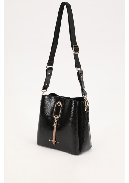 Levidor Siyah Kırışık Rugan Kadın Omuz Çantası 930126 modelleri