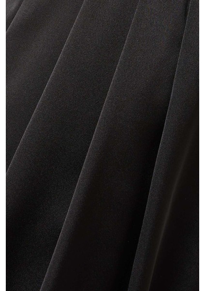 Linen Karışımlı Geniş Paça Pantolon Şık, Konforlu ve Modern Tasarım fırsatları