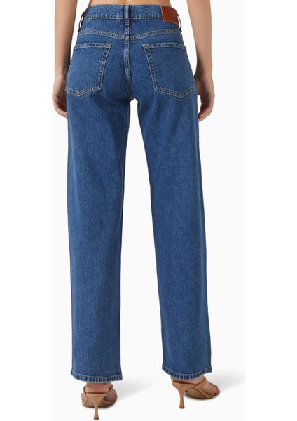 Mavi Düşük Bel Düz Kesim Jean - Denim, Eb Denim Imzası ile Şık ve Hemen Her Tarza Uygun modelleri