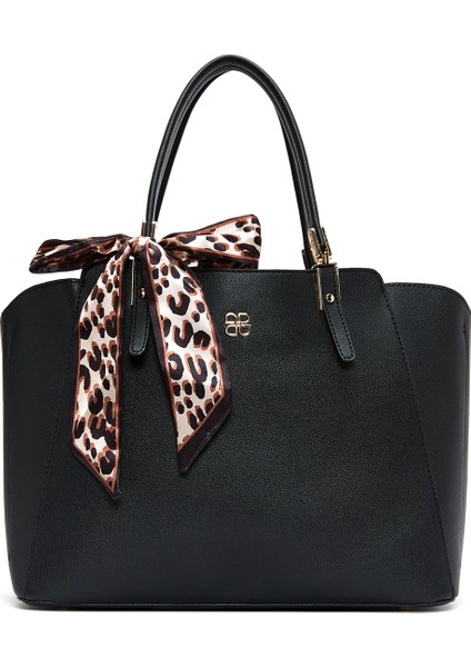 Kadın Siyah Uzun Askılı Aksesuarlı Kol Çantası 25ABD270318 modelleri