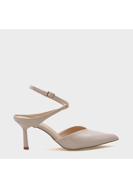 Tiff Sivri Burunlu Orta Topuklu Bilekten Bantlı Kadın Ayakkabı