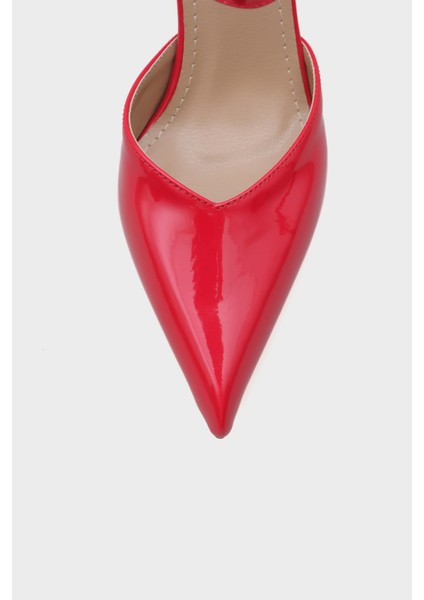 Tiff Sivri Burunlu Orta Topuklu Bilekten Bantlı Kadın Ayakkabı fırsatları